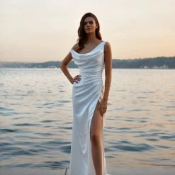 MillaNova LARISA COLLECTIONS