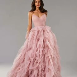 Milla COLLECTIONS Dreamy Heart-shaped Neckline Maxi Dress