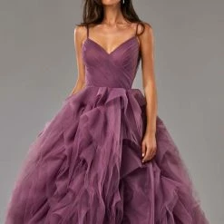 Milla COLLECTIONS Dreamy Heart-shaped Neckline Maxi Dress