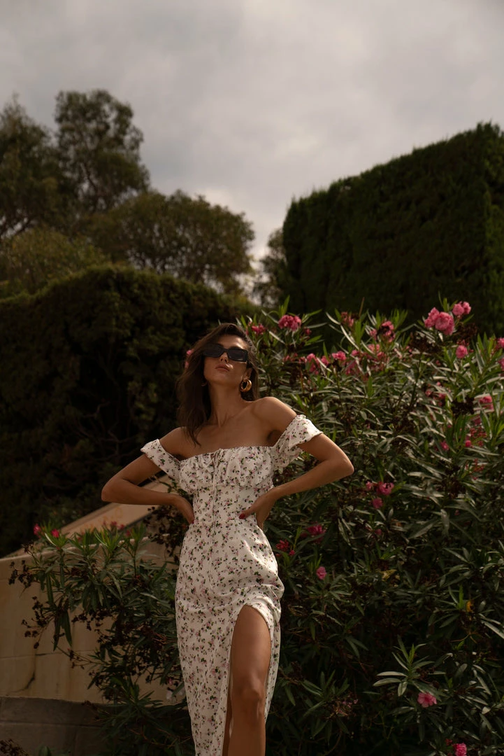 Milla Short-sleeved Dress With Tie-bow Back COLLECTIONS 3 Milla Short-sleeved Dress With Tie-bow Back COLLECTIONS