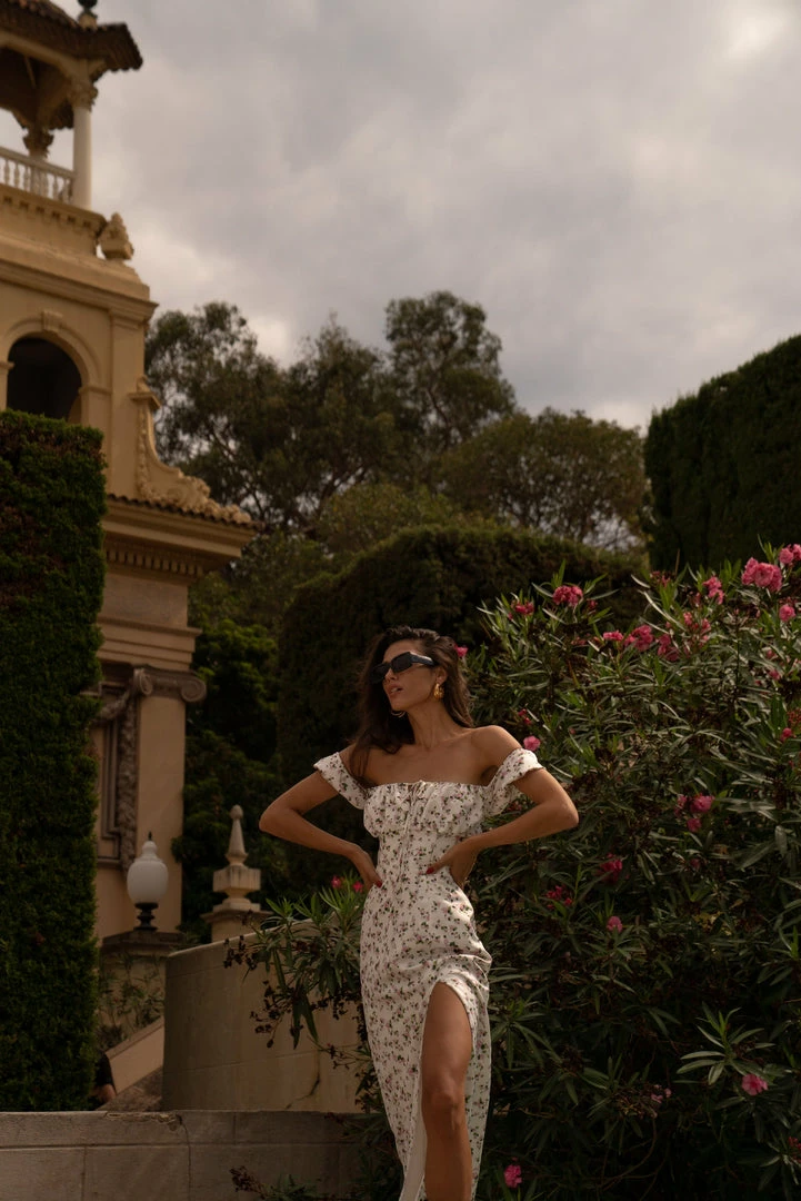 Milla Short-sleeved Dress With Tie-bow Back COLLECTIONS 6 Milla Short-sleeved Dress With Tie-bow Back COLLECTIONS