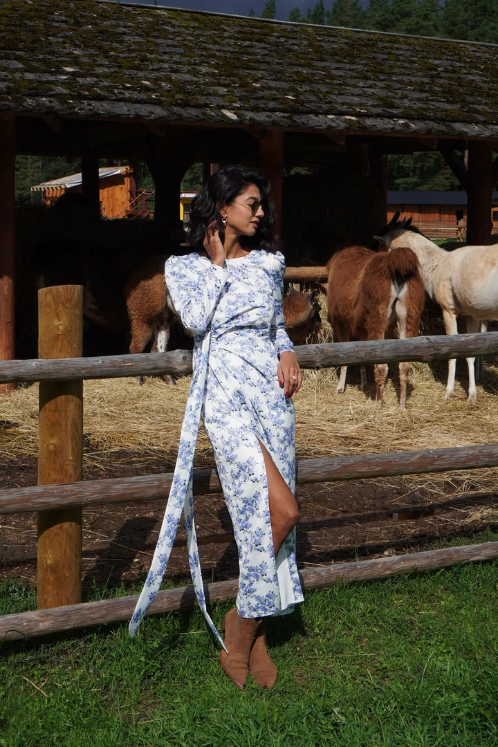 Milla COLLECTIONS Elegant Long-sleeved Floral Midi Dress 7 Milla COLLECTIONS Elegant Long-sleeved Floral Midi Dress