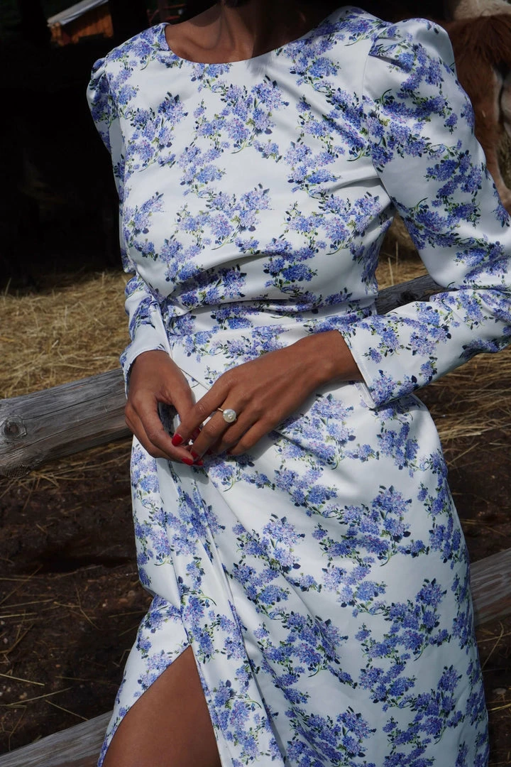 Milla COLLECTIONS Elegant Long-sleeved Floral Midi Dress 5 Milla COLLECTIONS Elegant Long-sleeved Floral Midi Dress