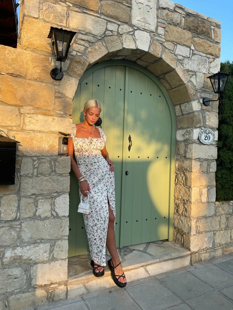 Milla Short-sleeved Dress With Tie-bow Back COLLECTIONS 12 Milla Short-sleeved Dress With Tie-bow Back COLLECTIONS