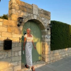 Milla Short-sleeved Dress With Tie-bow Back COLLECTIONS 28 Milla Short-sleeved Dress With Tie-bow Back COLLECTIONS