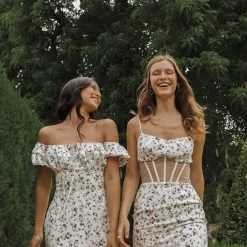 Milla Short-sleeved Dress With Tie-bow Back COLLECTIONS 22 Milla Short-sleeved Dress With Tie-bow Back COLLECTIONS