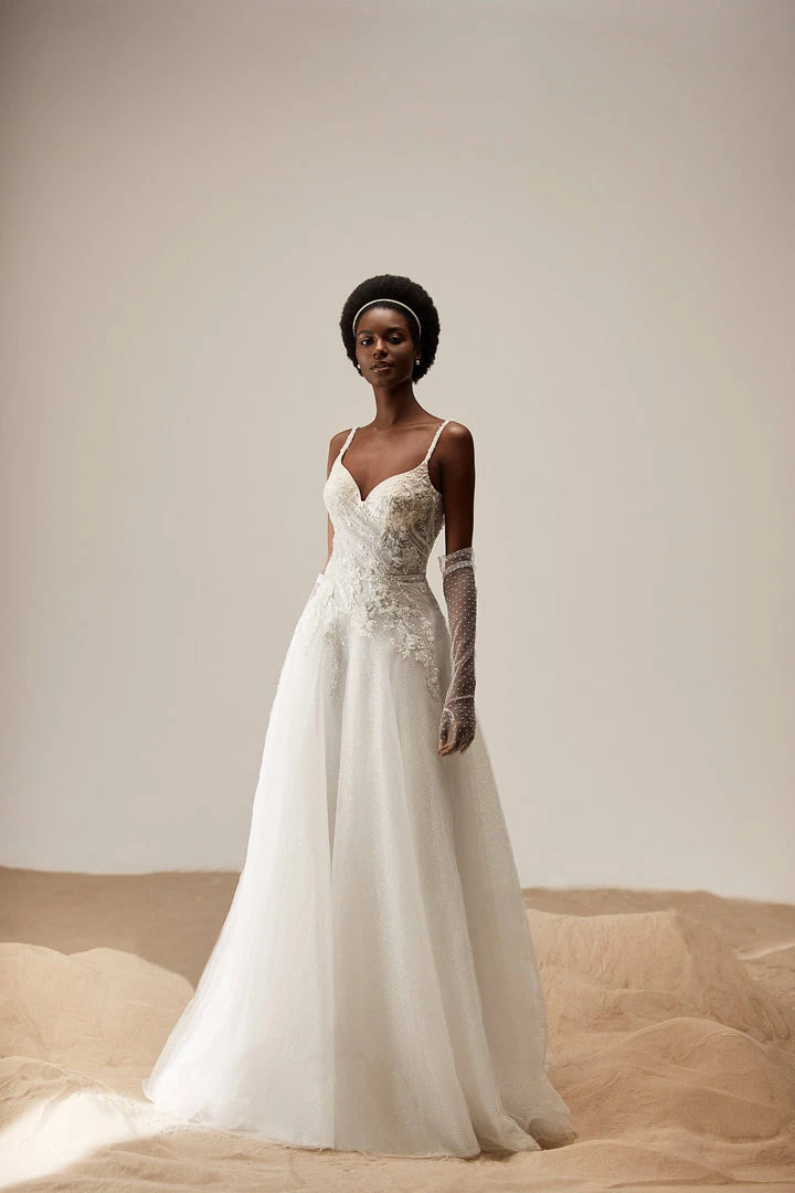 MillaNova NOELLE 4 MillaNova NOELLE